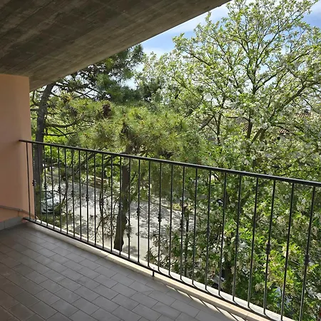 Tranquillo A 300m Dal Mare Lido di Dante