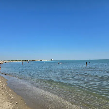 Tranquillo A 300m Dal Mare アパート