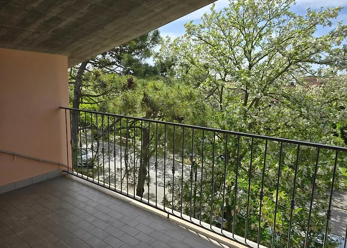 Tranquillo A 300m Dal Mare Lido di Dante